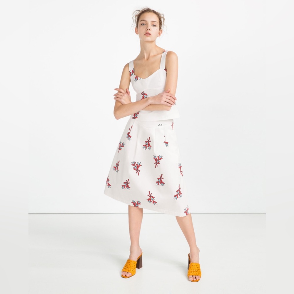 Zara Woman's Trafaluc Collection Midi Skirt Size Small White with Prints NWT